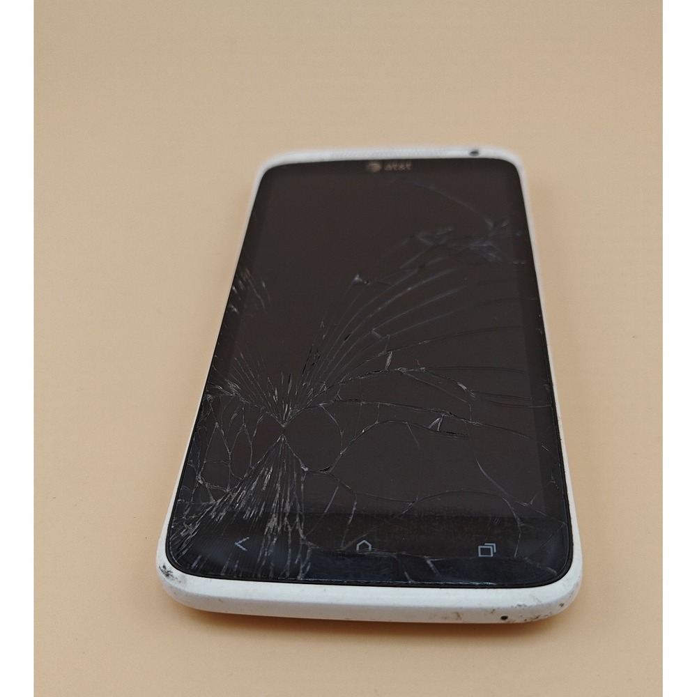 HTC One X 16GB White Smartphone Cracked Screen Charging Issue For Parts Repair